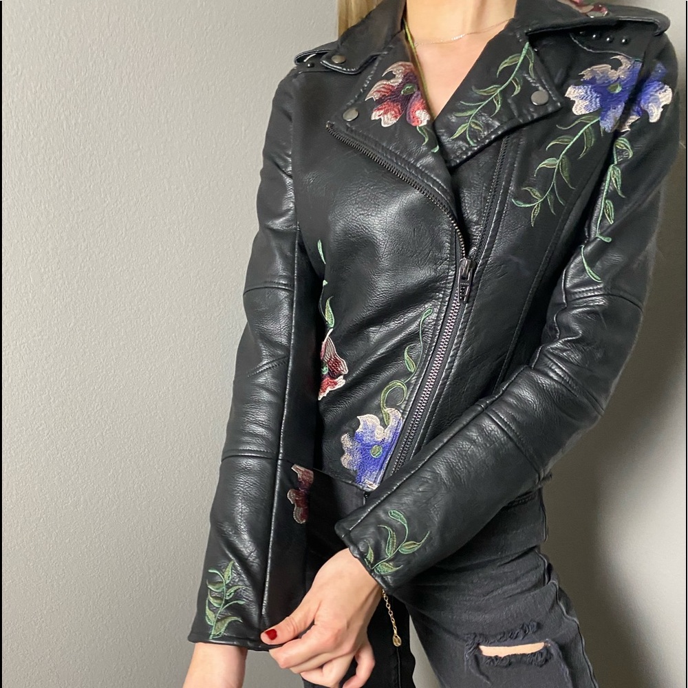 FLORAL LEATHER JACKET